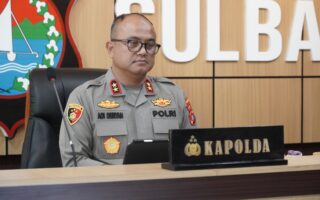 Komitmen Transparansi, Kapolda Sulbar Beserta PJU Ikuti Penyerahan LHP Keuangan dan Grand Entry Meeting Audit Semester II 2026