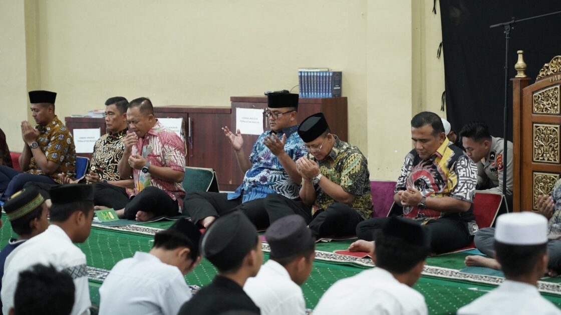 Untaian Doa di Balik Senyuman Anak Yatim, Jadi Program Rutin Polda Sulbar