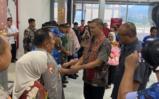 Disambut Hangat di Bumi Malaqbi, Irjen Pol Totok Suharyanto Awali Kepemimpinan dengan Semangat Kebersamaan