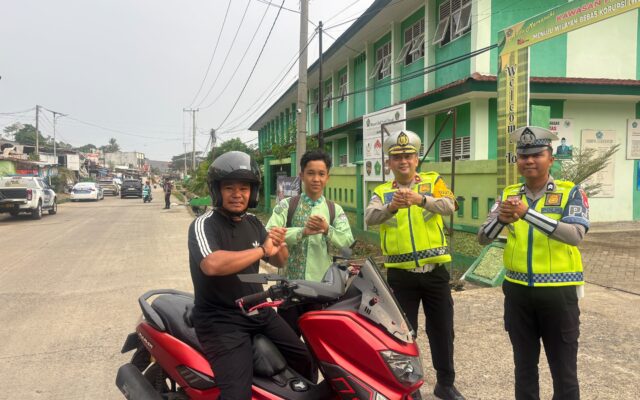 Ops Patuh Marano, Satgas Gakkum Sambangi Sekolah di Mamuju, Berikan Tindakan Humanis Pelanggar Lalu Lintas